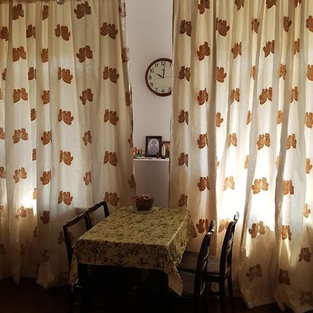 Абазинская 35 Soukhoumi Extérieur photo